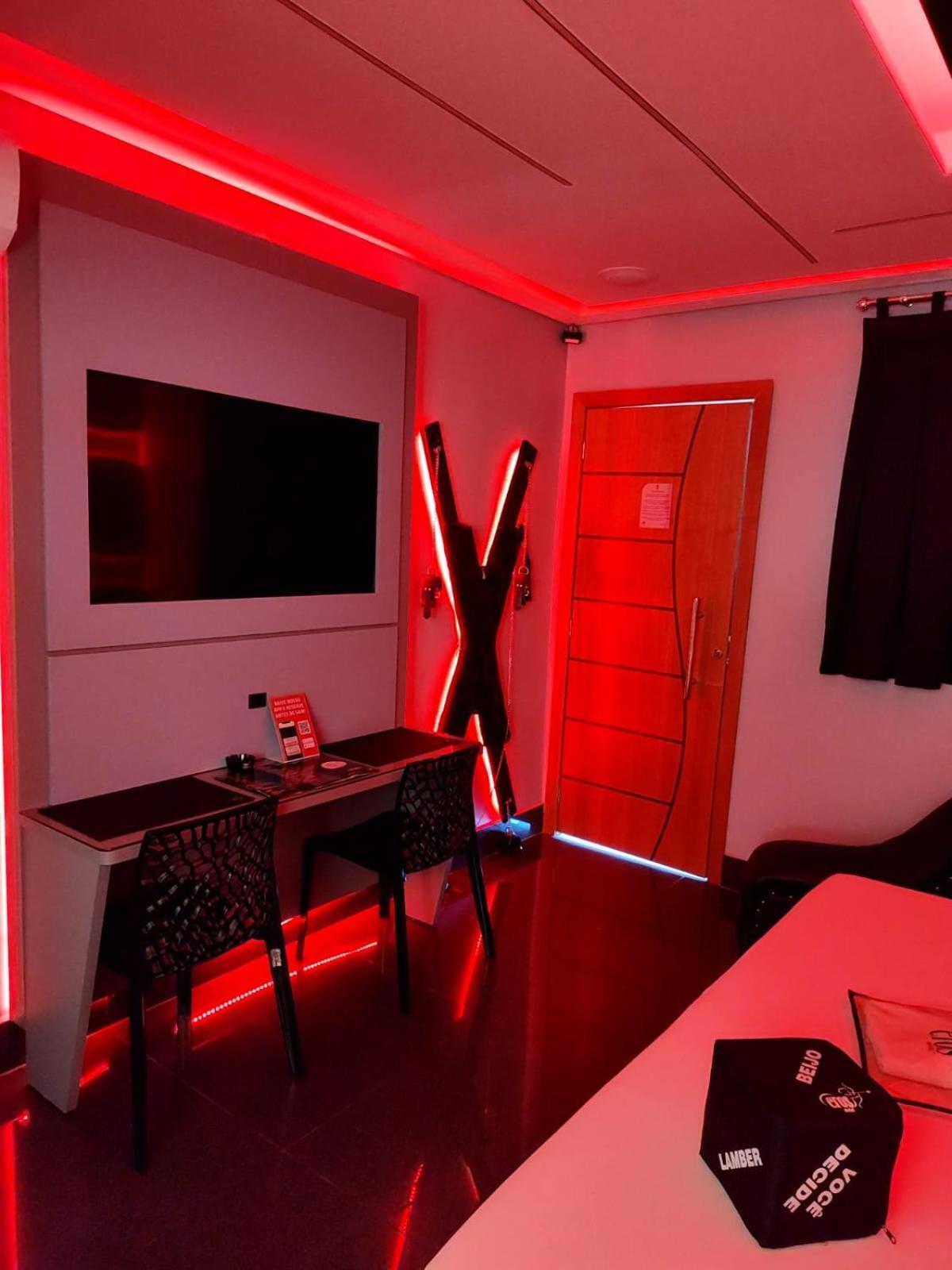 Eros Motel Cuiabá Exteriör bild