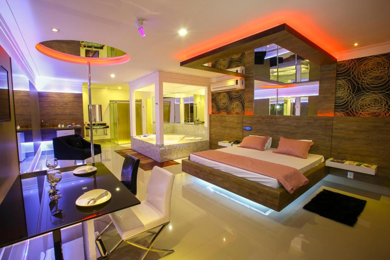 Eros Motel Cuiabá Exteriör bild